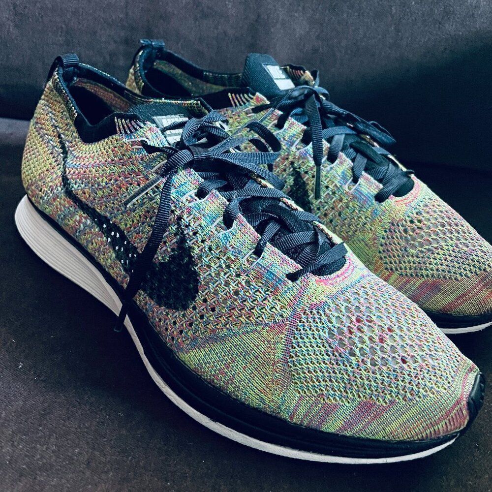 NIKE FLYKNIT RACER MULTICOLOR Rainbow 2016 MENS 11 US 526628-004 Version 1 2013